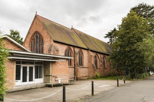 LincolnshireWOODHALLSPAStPeter(jules&jennyCC-BY-2.0)2