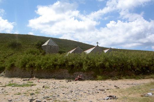 CornwallGUNWALLOEStWinwalloe(annhooperCC-BY-SA2.0)1