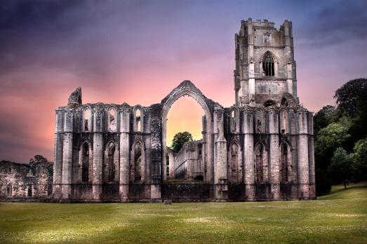 YorkshireRIPONFountainsAbbey(robellisCC-BY-SA2.0)1