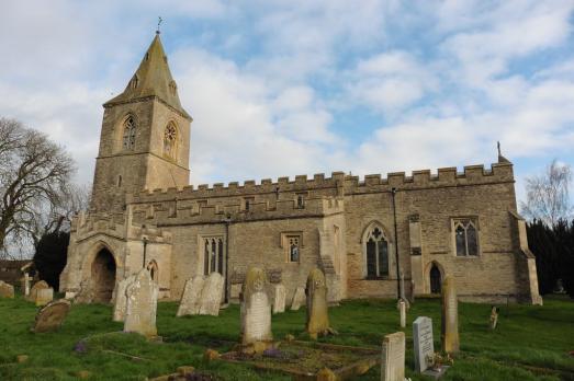 BedfordshireYELDENStMary(davekellyCC-BY-SA2.0)1