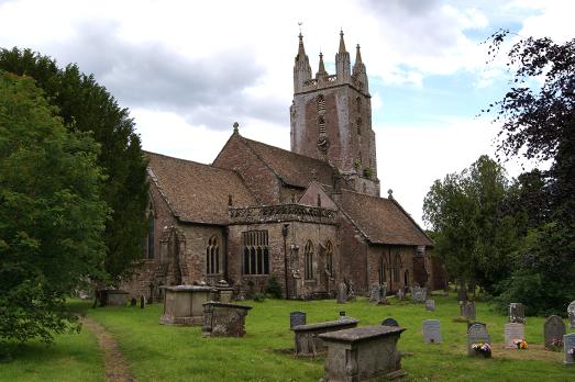 GloucestershireNEWLANDAllSaints(hughllewelynCC-BY-SA2.0)1