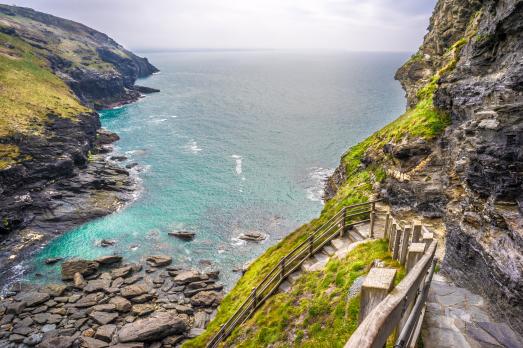 CornwallTINTAGELTintagelCastleChapel(giuseppemiloCC-BY-2.0)1