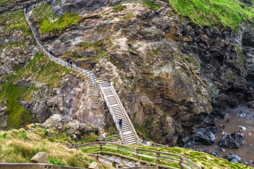 CornwallTINTAGELTintagelCastleChapel(giuseppemiloCC-BY-2.0)3