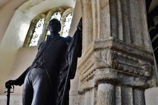 CornwallCAERHAYSStMichael(michaelgarlickCC-BY-SA2.0)3