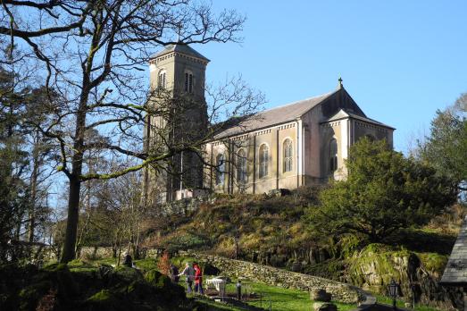 CumbriaBRATHAYHolyTrinity(jaynepottsPERMISSIONBYEMAIL)1