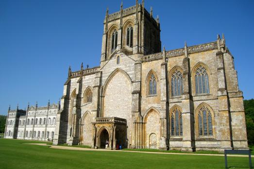 DorsetMILTONABBASMiltonAbbey(spencermeansCC-BY-SA2.0)1