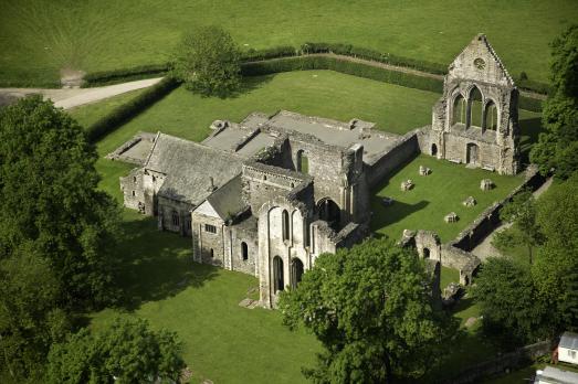 ClwydLLANGOLLENValleCrucisAbbey(©crowncopyright2020)14