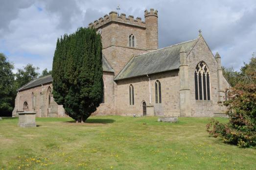 HerefordshireBROMYARDStPeter(philiphallingCC-BY-SA2.0)1