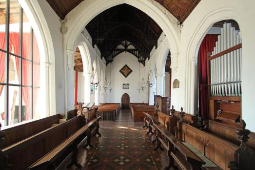 SuffolkHARTESTAllSaints(johnsalmonCC-BY-SA2.0)3