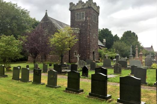 CarmarthenshireGWYNFEAllSaints(alanhughesCC-BY-SA2.0)1