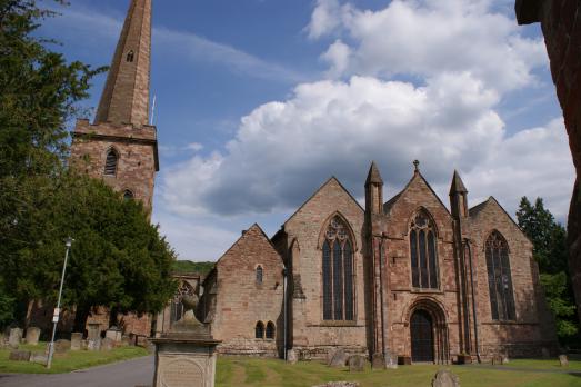HerefordshireLEDBURYStMichaelAllAngels(hughllewelynCC-BY-SA2.0)1