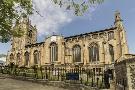 NorfolkNORWICHStPeterMancroft(jules&jennyCC-BY-2.0)1
