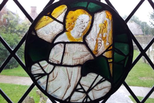 SussexBOSHAMHolyTrinity(simoncopeCC-BY-SA2.0)1