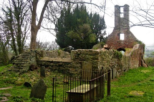DenbighshireLLANBEDRDYFFRYNCLWYDOldStPetersChapel(guyalfordPERMISSIONBYEMAIL)3