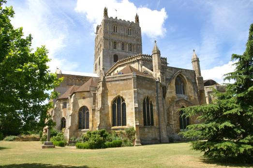 GloucestershireTEWKESBURYTewkesburyAbbey(davidmerrettCC-BY-2.0)1