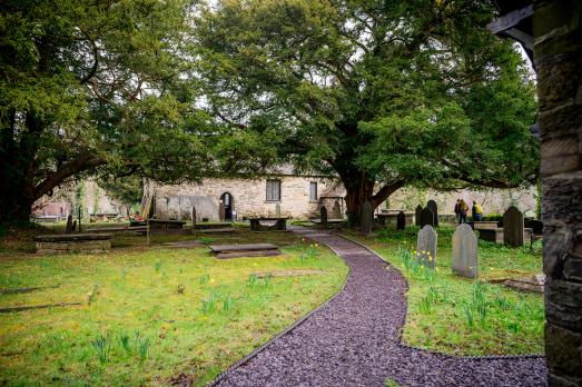 GwyneddBETWSYCOEDStMichaelOldChurch(explorechurches.org)76