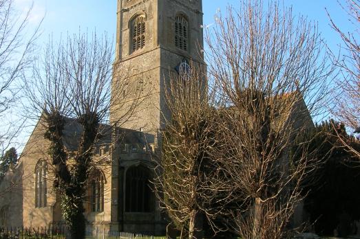 BerkshireLAMBOURNEStMichaelAllAngels(robbrewerCC-BY-SA2.0)1