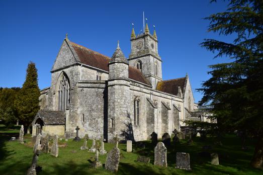 DorsetTISBURYStJohnBaptist(hughllewelynCC-BY-SA2.0)1