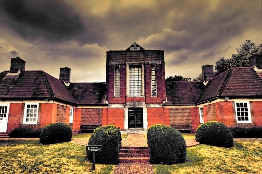 HampshireBURGHCLERESandhamMemorialChapel(jasminehalkiCC-BY-2.0)1