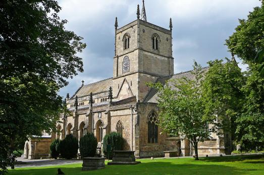 YorkshireKNARESBOROUGHStJohnBaptist(timgreenCC-BY-2.0)1