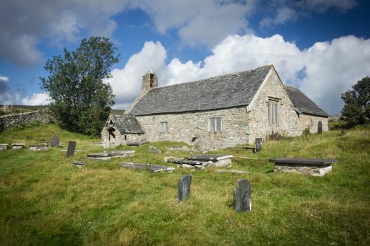 GwyneddLLANGELYNNINOldChurch(justinmeissenCC-BY-SA2.0)2