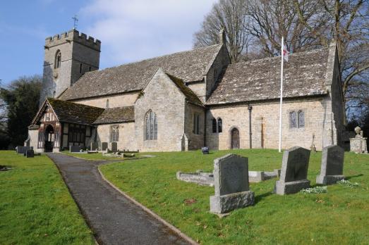 HerefordshireLYONSHALLStMichaelAllAngels(philiphallingCC-BY-SA2.0)1