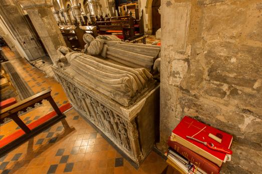 YorkshireNORTONStJamesGreat(sarahcrosslandSTAFF)9