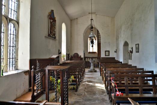 HerefordshireMONNINGTONONWYEStMary(philippankhurstCC-BY-SA2.0)4