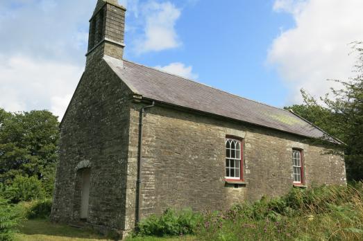 PembrokeshireBAYVILStAndrewApostle(simoncopeCC-BY-SA2.0)1