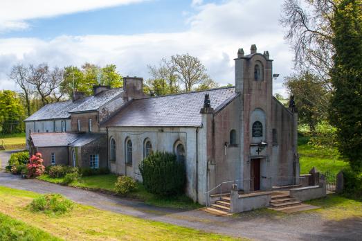 CountyDownHILLBOROUGHKilwarlinMoravianChurch(bobbymckayCC-BY-ND2.0)1