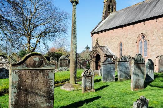 CumbriaGOSFORTHStMary(trevorlittlewoodCC-BY-SA2.0)1