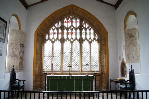 DorsetCERNEABBASStMary(hughllewelynCC-BY-SA2.0)3