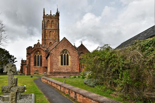 SomersetBISHOPSLYDEARDStMaryVirgin(michaelgarlickCC-BY-SA2.0)1