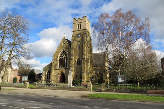 YorkshireFULFORDStOswald(peterwoodCC-BY-SA2.0)1