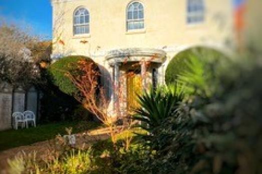 DorsetBRIDPORTChapelGarden(russsnedkerPERMISSIONBYEMAIL)1