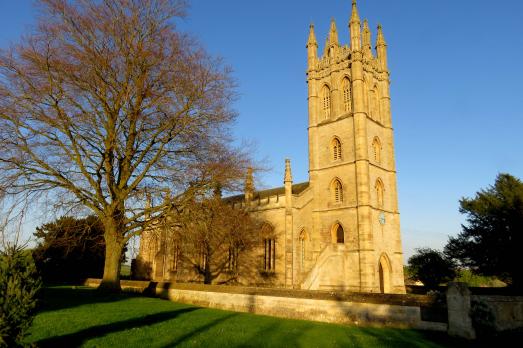OxfordshireCHURCHILLAllSaints(stevedanielsCC-BY-SA2.0)1