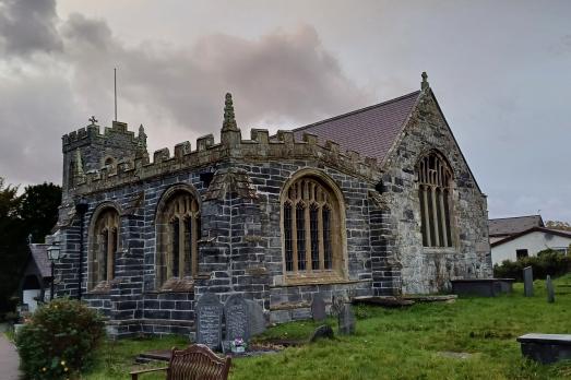 DenbighshireLLANRWSTStGrwst(GarethSimpsonSTAFF)11