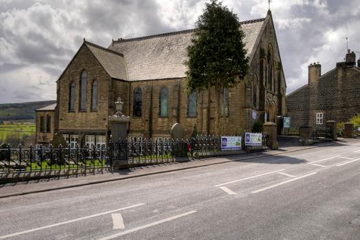 YorkshireRIPPONDENStonesMethodistChurch(daviddixonCC-BY-SA2.0)1