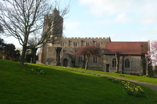 KentGILLINGHAMStMaryMagdalene(johnstratfordCC-BY-SA2.0)1