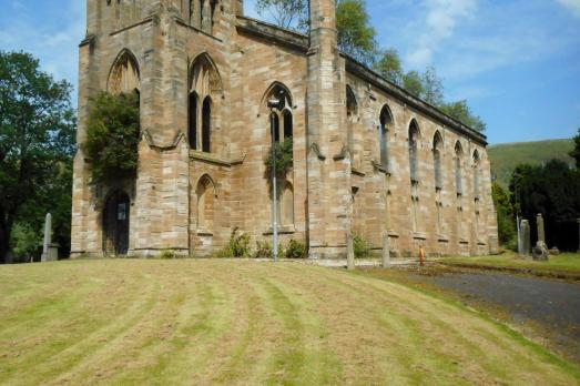 GlasgowLENNOXTOWNCampsieHighKirk(RichardSutcliffeCC-BY-SA2.0)1