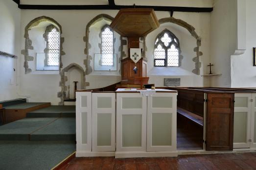 KentSTELLINGMINNISStMary(MichaelGarlickCC-BY-SA2.0)2