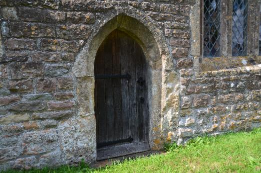 MonmouthshireREDWICKStThomas(LewisClarkeCC-BY-SA2.0)2