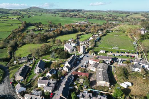 DenbighshireHENLLANStSadwrn(llywelyn2000CC-BY-SA4.0)3