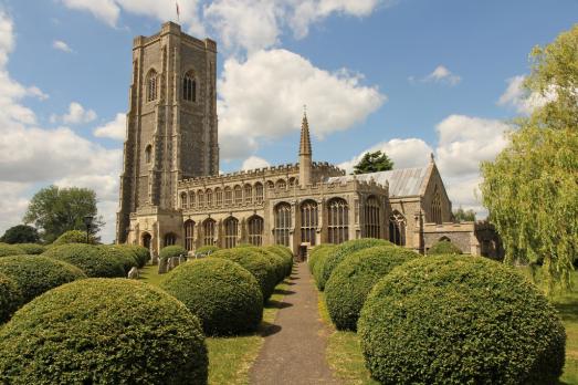 SuffolkLAVENHAMStPeterStPaul(RichardCroftCC-By-SA2.0)1