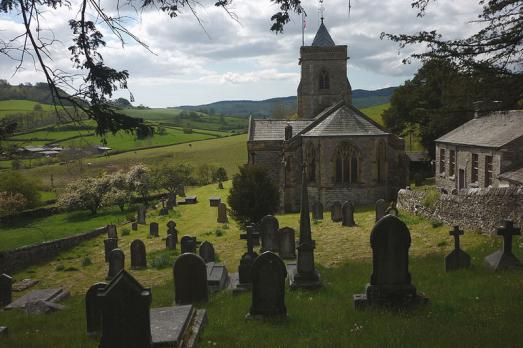 CumbriaCROSSTHWAITEStMary(KarlAndAliCC-BY-SA2.0)1