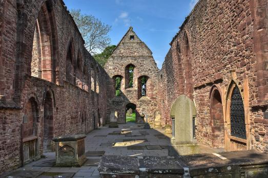 HighlandBEAULYBeaulyPriory(AugustSchwerdfegerCC-BY-SA4.0)1