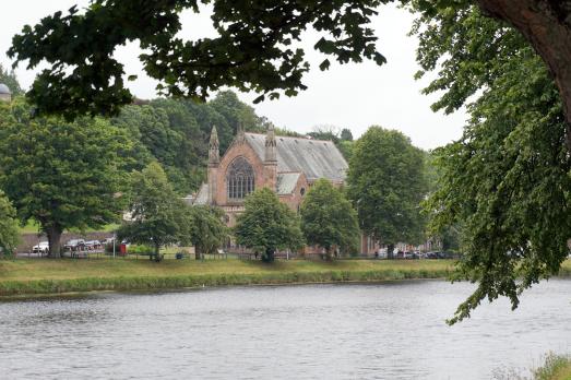 HighlandINVERNESSNessBankChurch(MattKiefferCC-BY-SA2.0)1