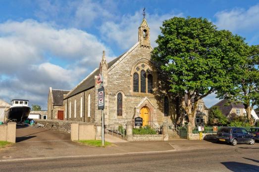 HighlandLYBSTERLybsterChurch(ValentaCC-BY-SA2.0)1