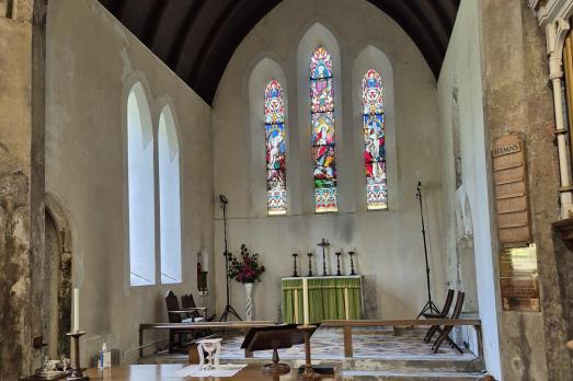 StrathclydeDUNOONHolyTrinity(ChrisBrettPERMISSIONBYEMAIL)1
