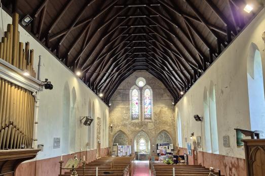 StrathclydeDUNOONHolyTrinity(ChrisBrettPERMISSIONBYEMAIL)2
